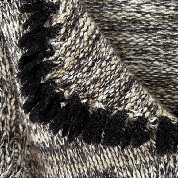 Tashia London | Brown Cashmere Rustic Knit Fringed Button Front Cardigan, Large - Picture 4 of 6